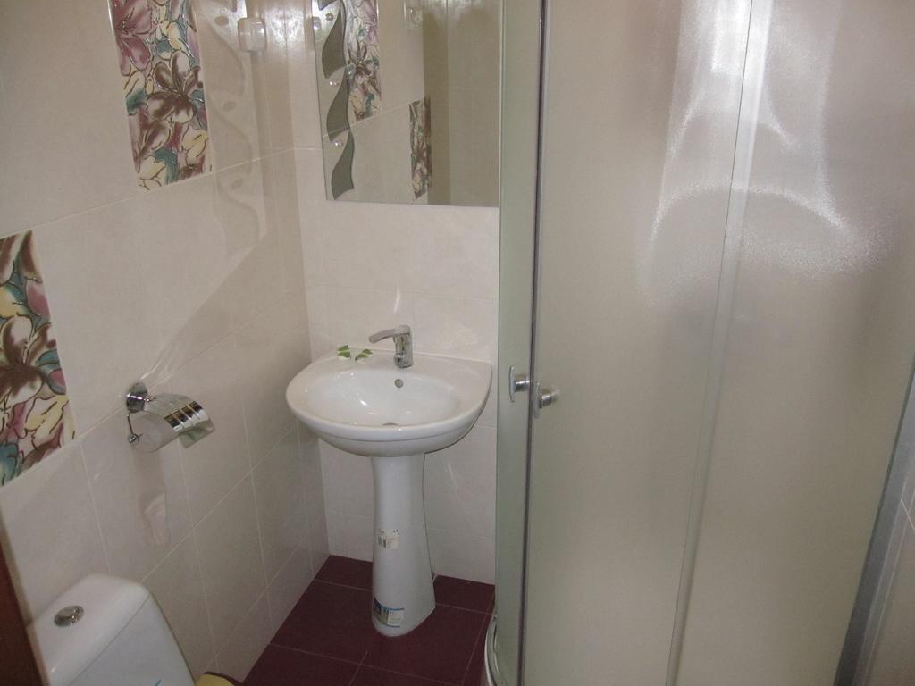 Jaguar Hotel Complex ハルキウ 部屋 写真